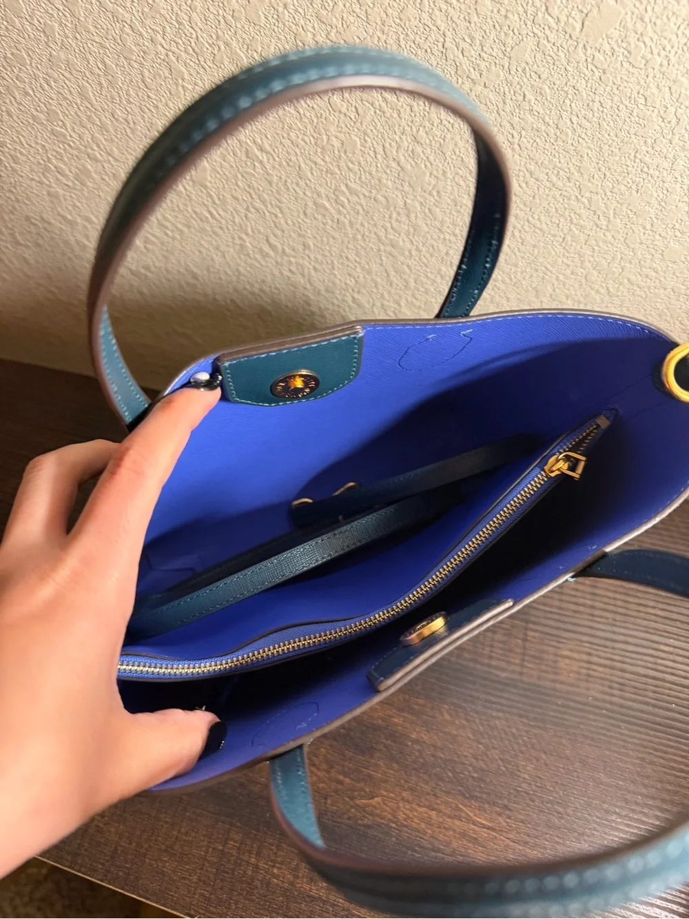 kate spade saffiano leather